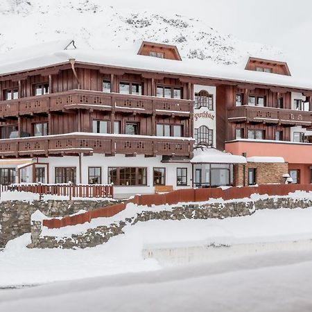 Hotel Garni Pirchhuett Obergurgl Bagian luar foto