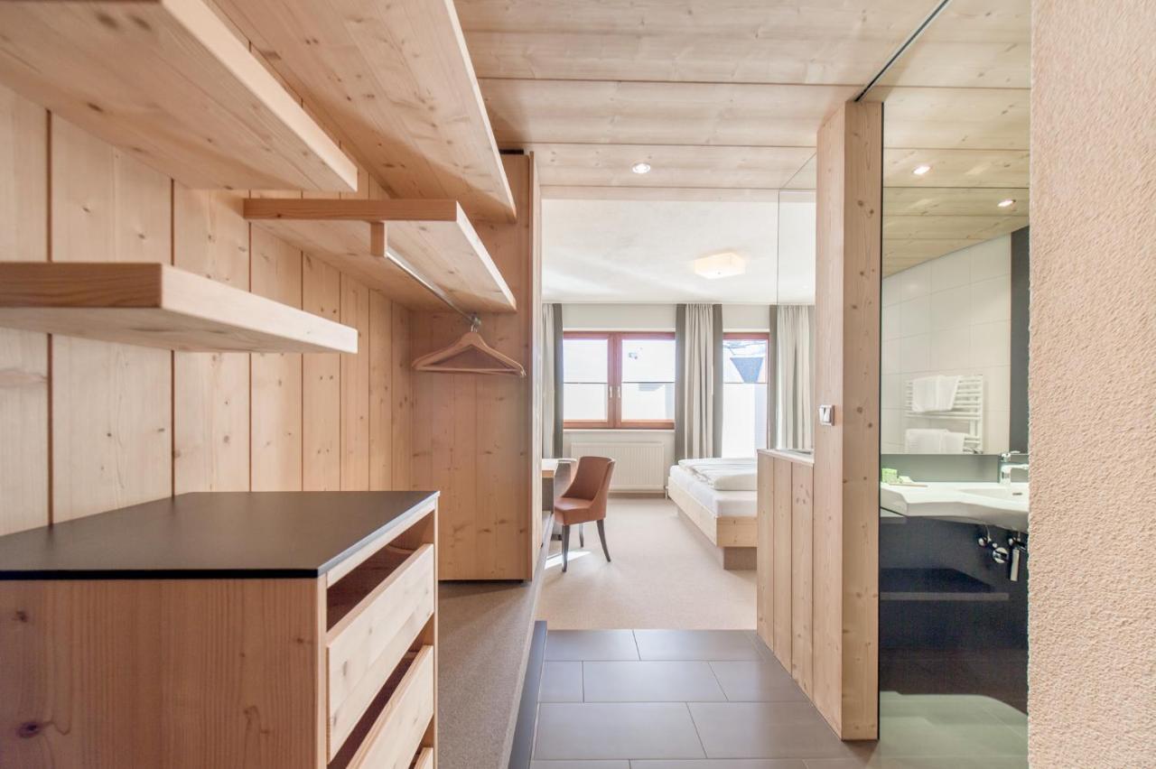 Hotel Garni Pirchhuett Obergurgl Bagian luar foto