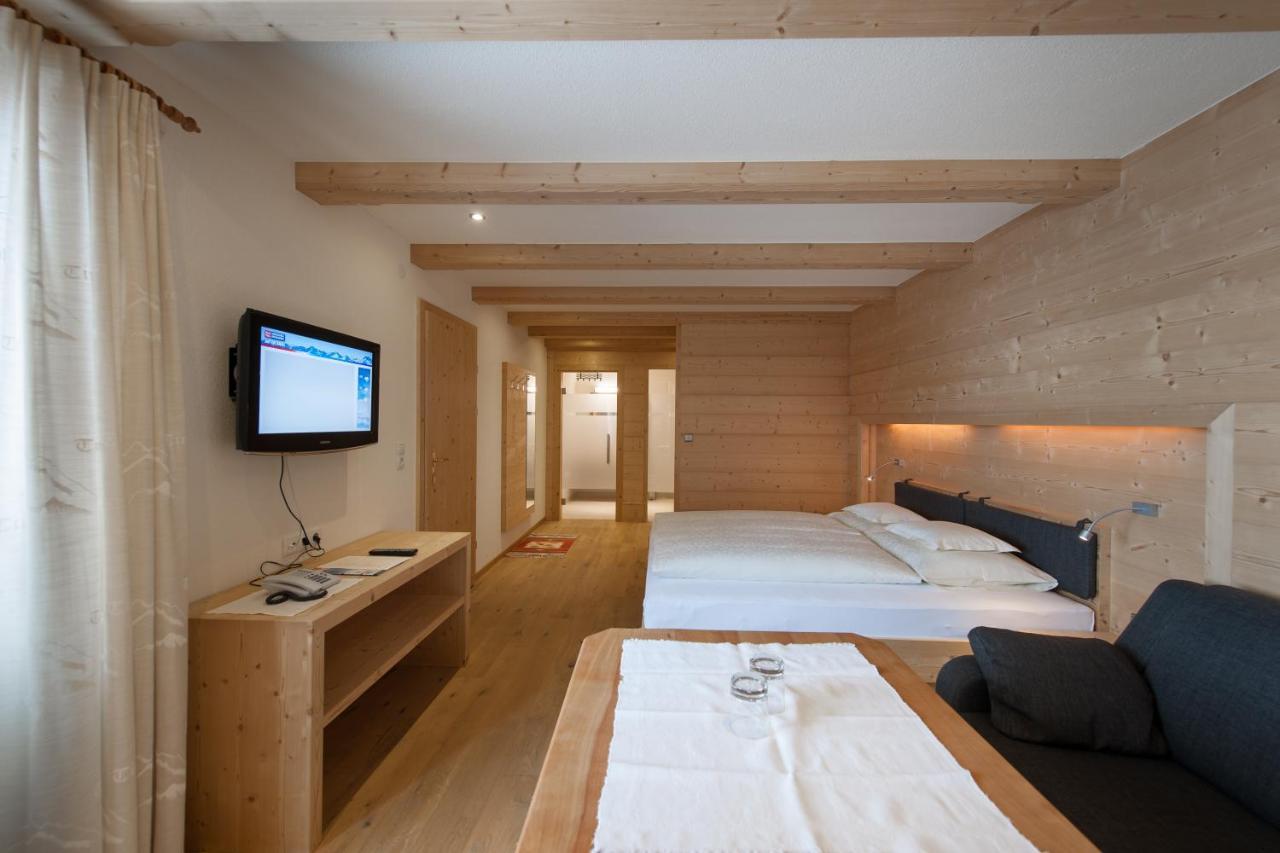 Hotel Garni Pirchhuett Obergurgl Bagian luar foto