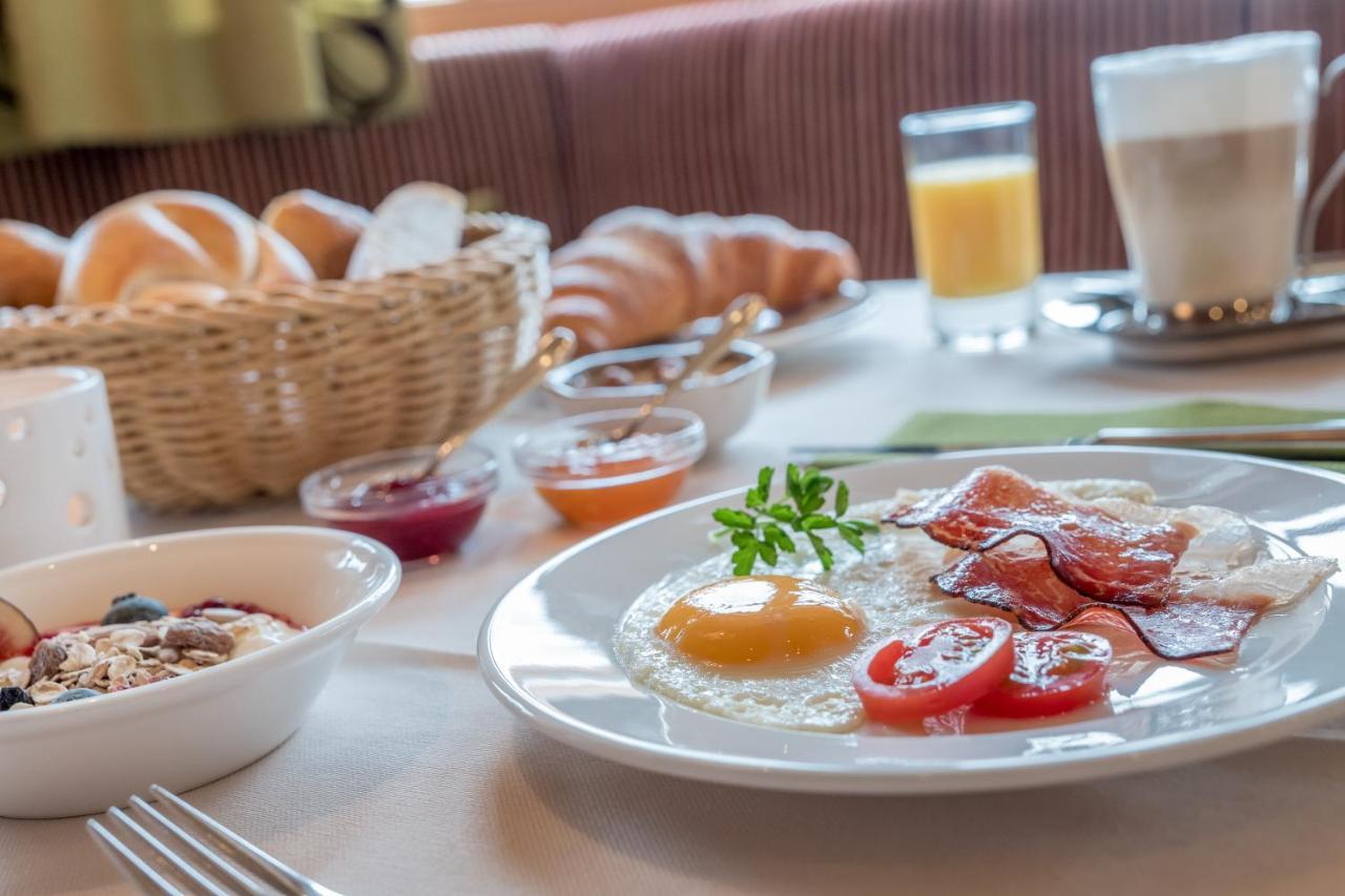 Hotel Garni Pirchhuett Obergurgl Bagian luar foto