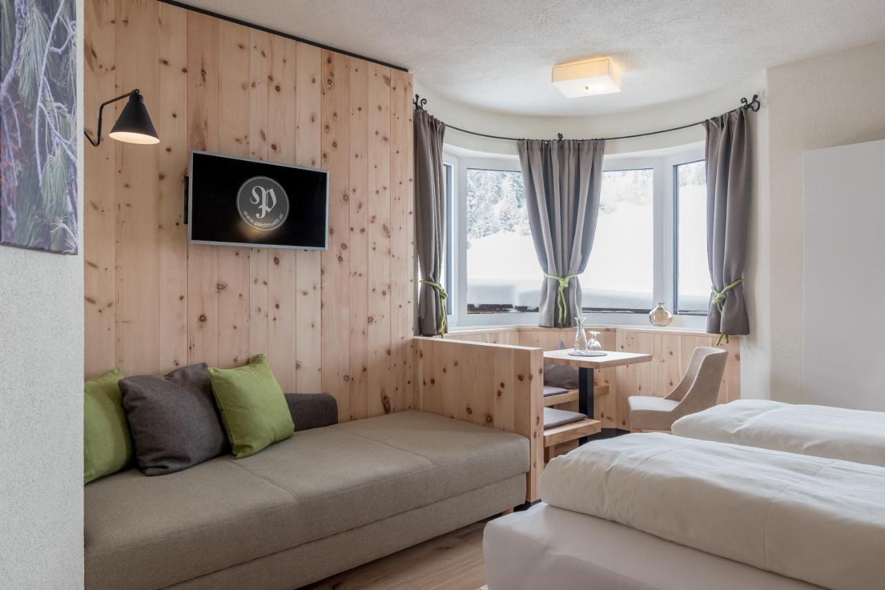 Hotel Garni Pirchhuett Obergurgl Bagian luar foto
